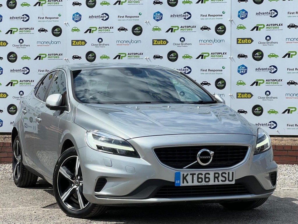 2017 Volvo V40